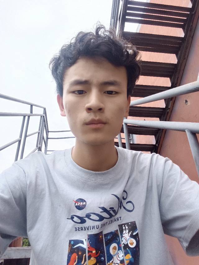 找搭子