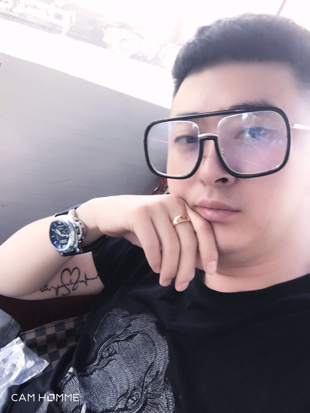 找搭子