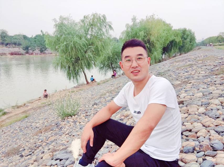 丛丛相亲交友平台