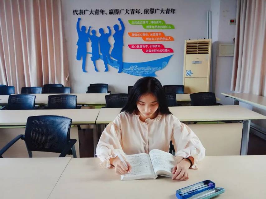 丛丛相亲交友平台