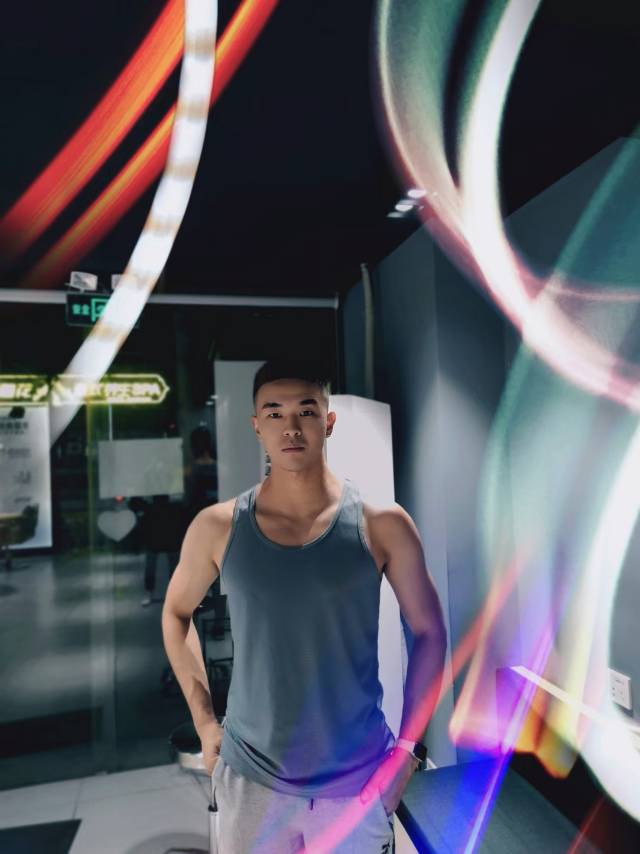 找搭子