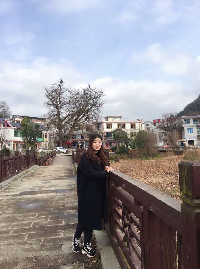 找搭子