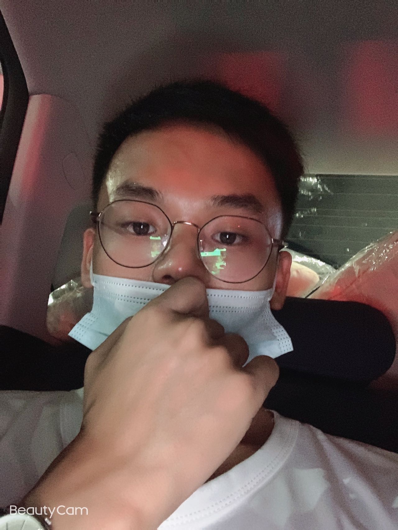 找搭子