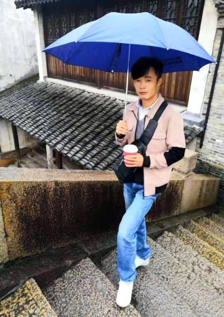 找搭子