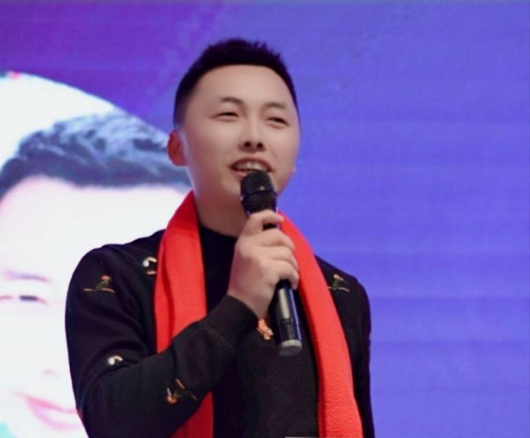 找搭子