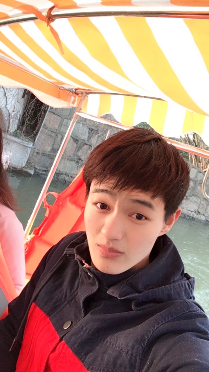 找搭子