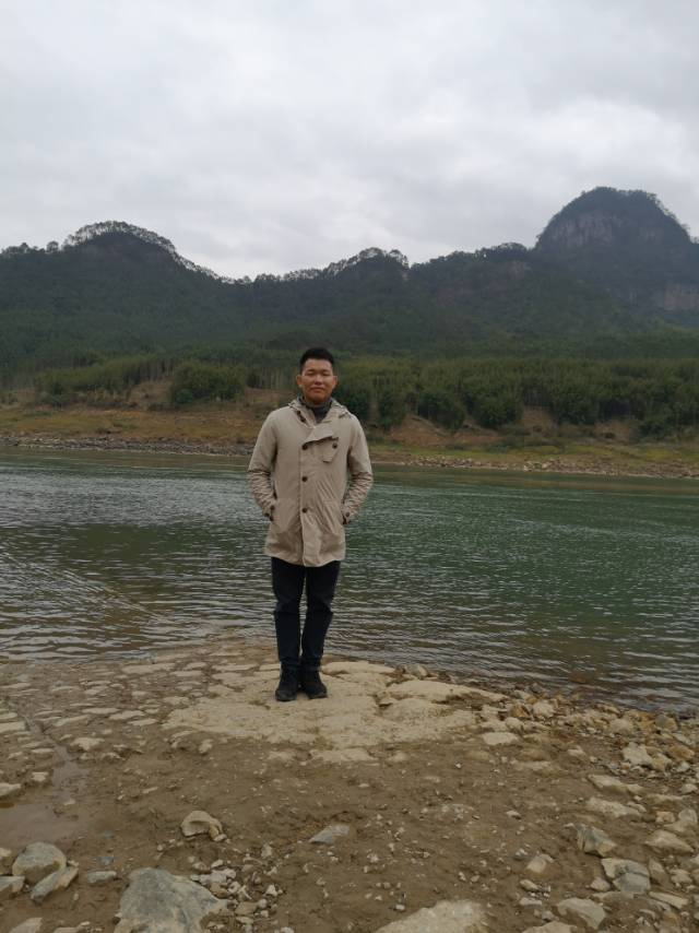 找搭子