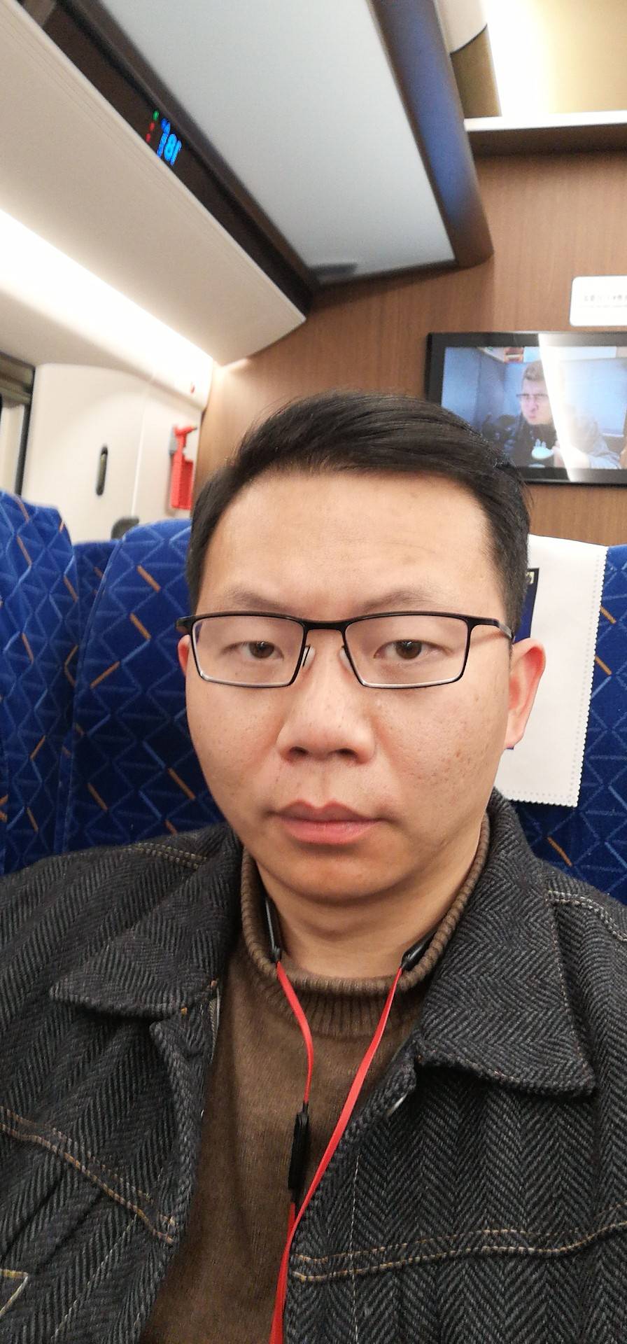 找搭子