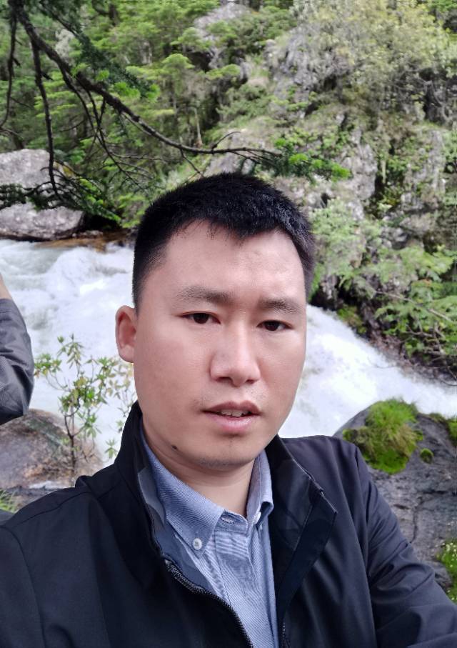 找搭子