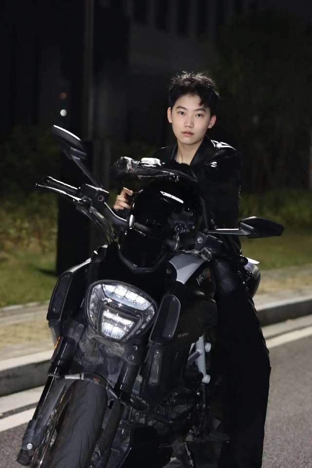 找搭子
