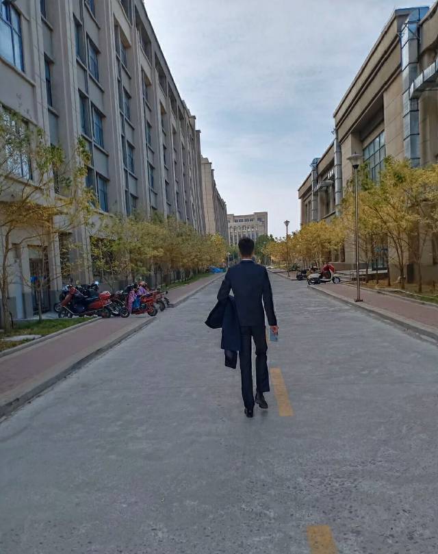 找搭子