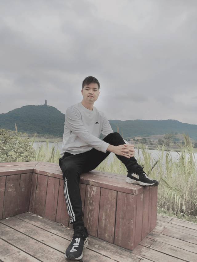 找搭子