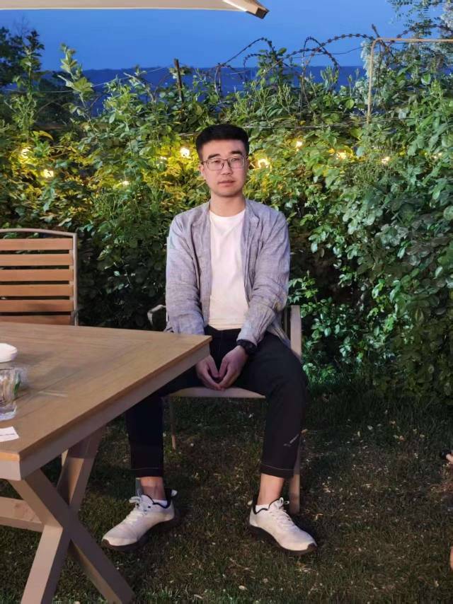找搭子