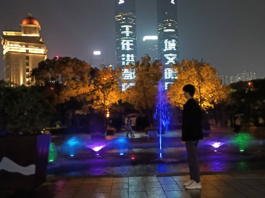 找搭子