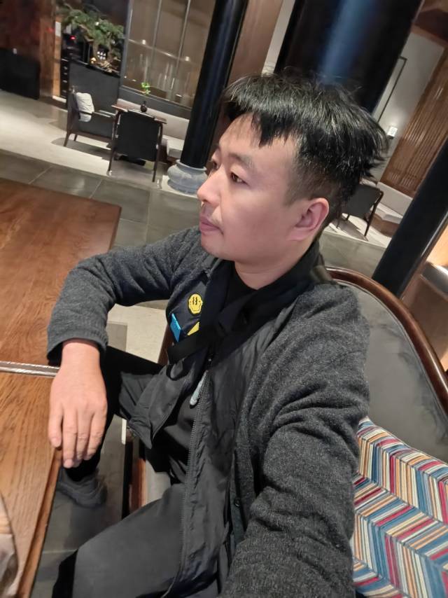 找搭子
