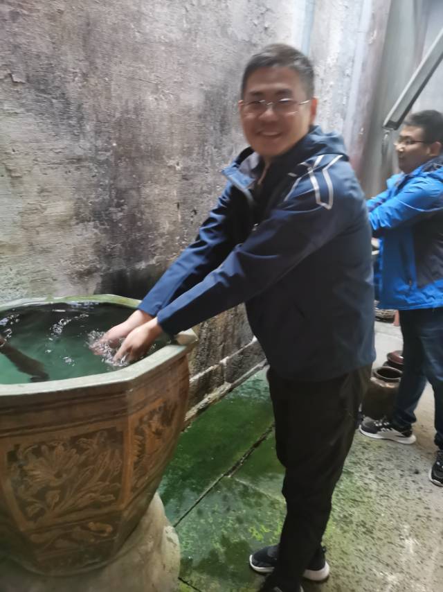 找搭子