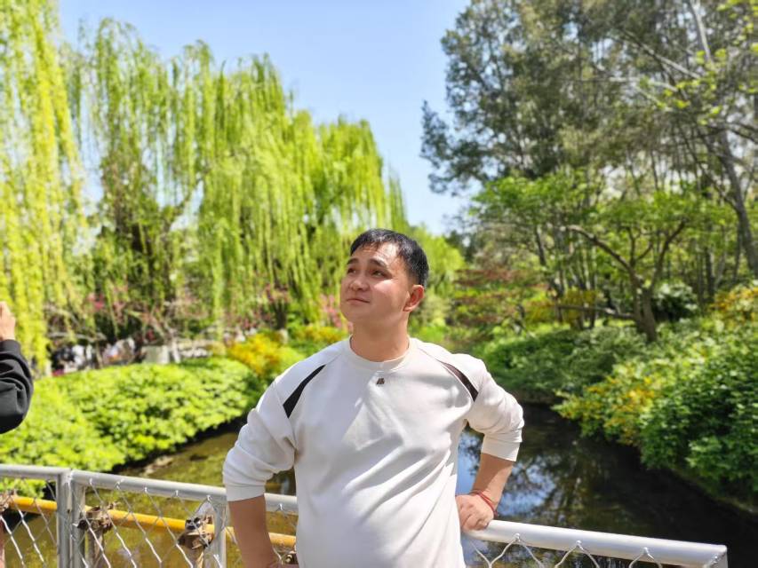 找搭子