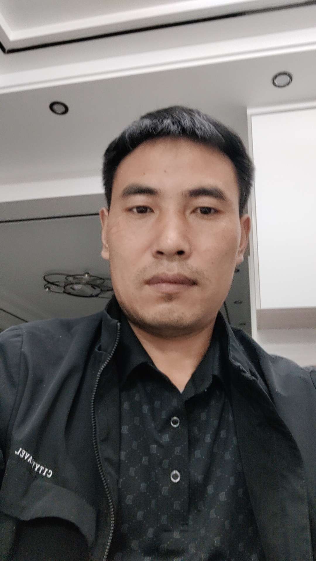 找搭子