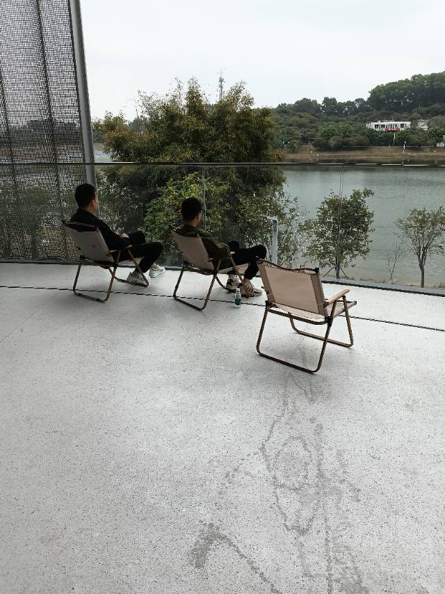 找搭子