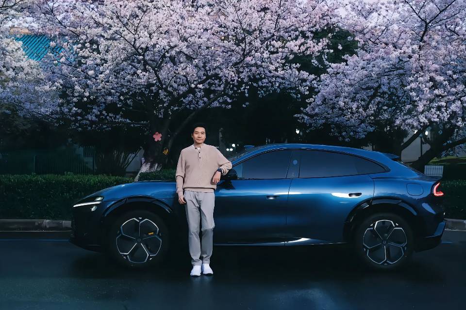 找搭子