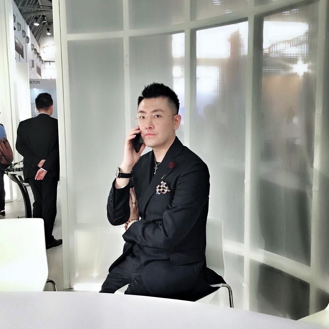 找搭子