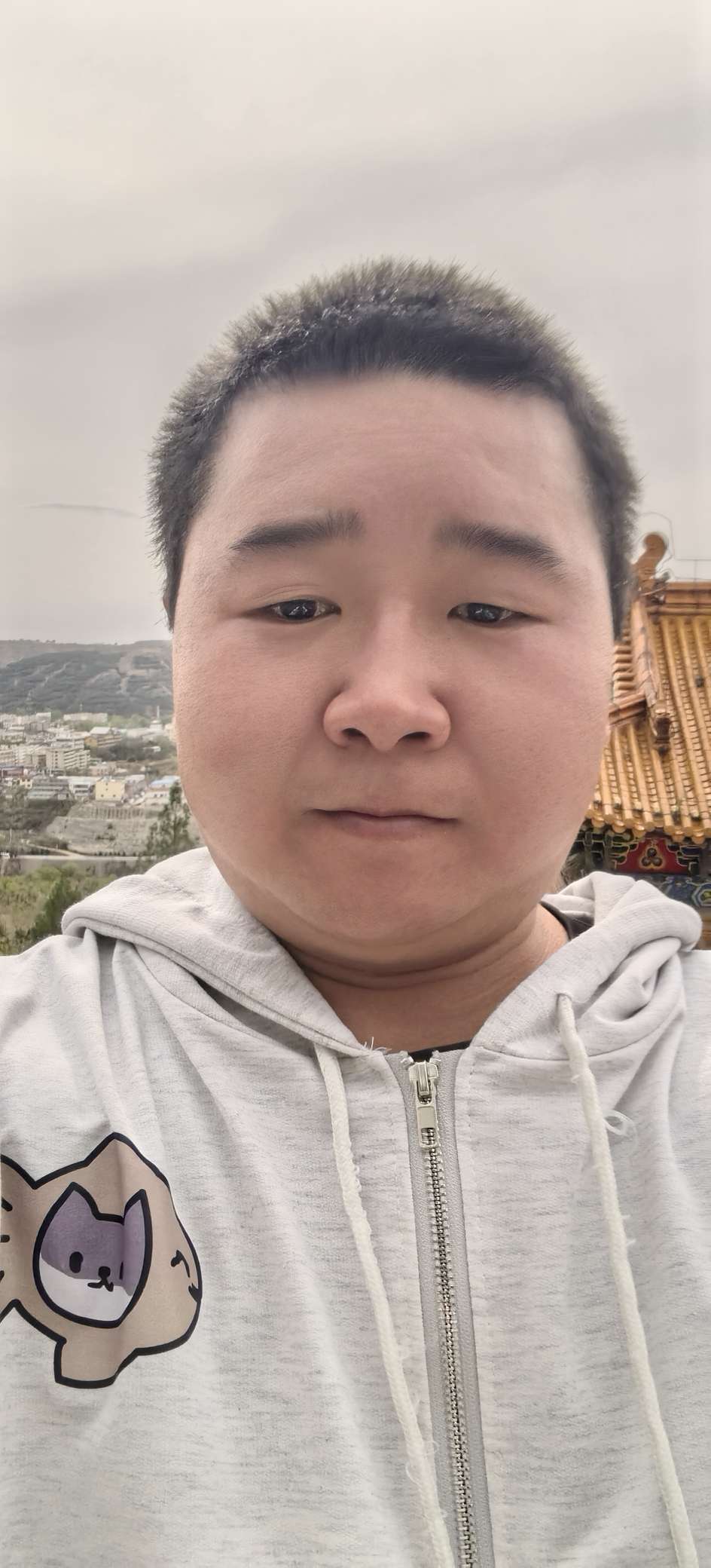 找搭子
