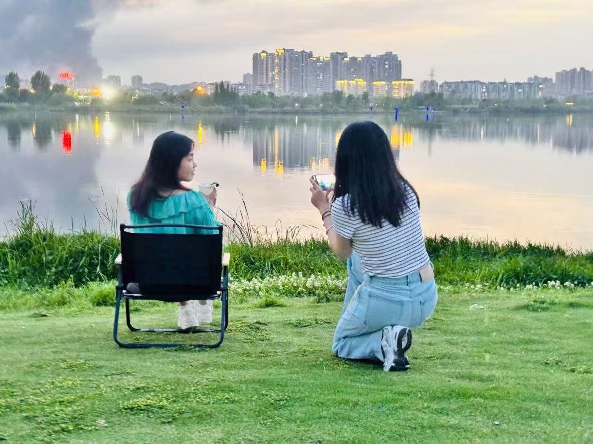 找搭子