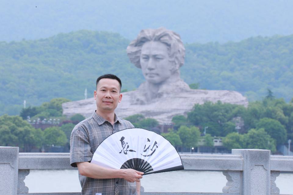 丛丛相亲交友平台