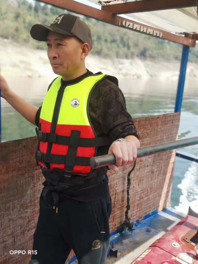 找搭子
