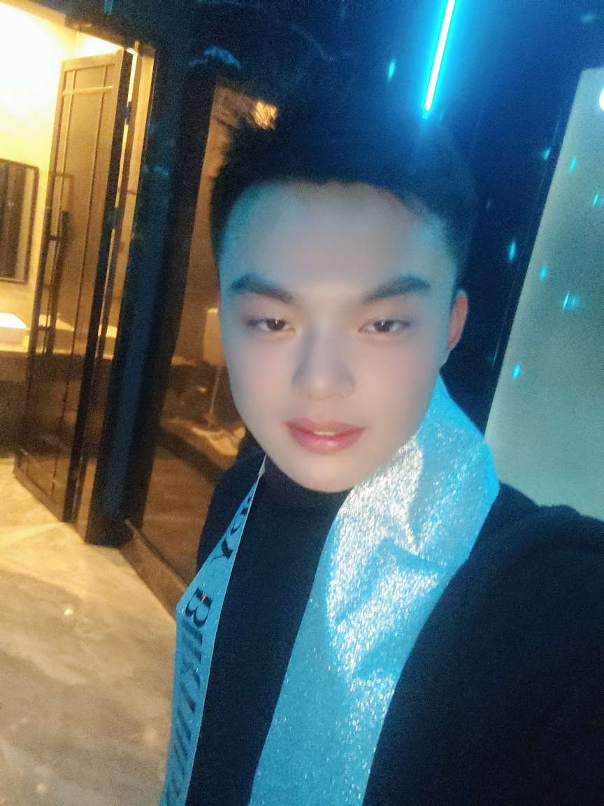 找搭子