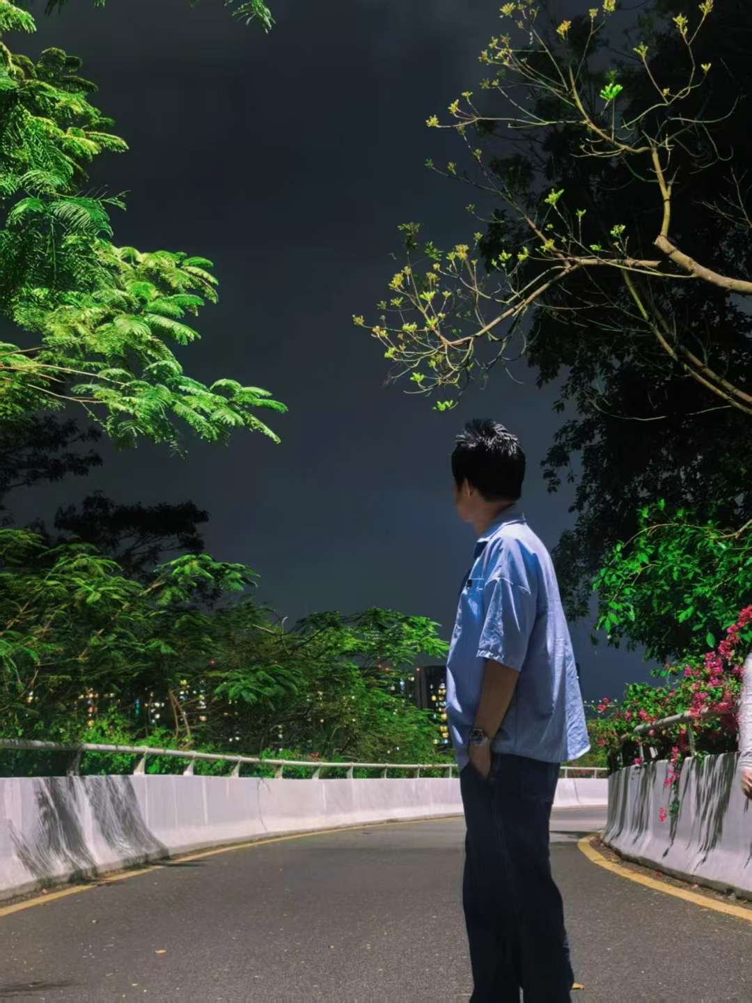 找搭子