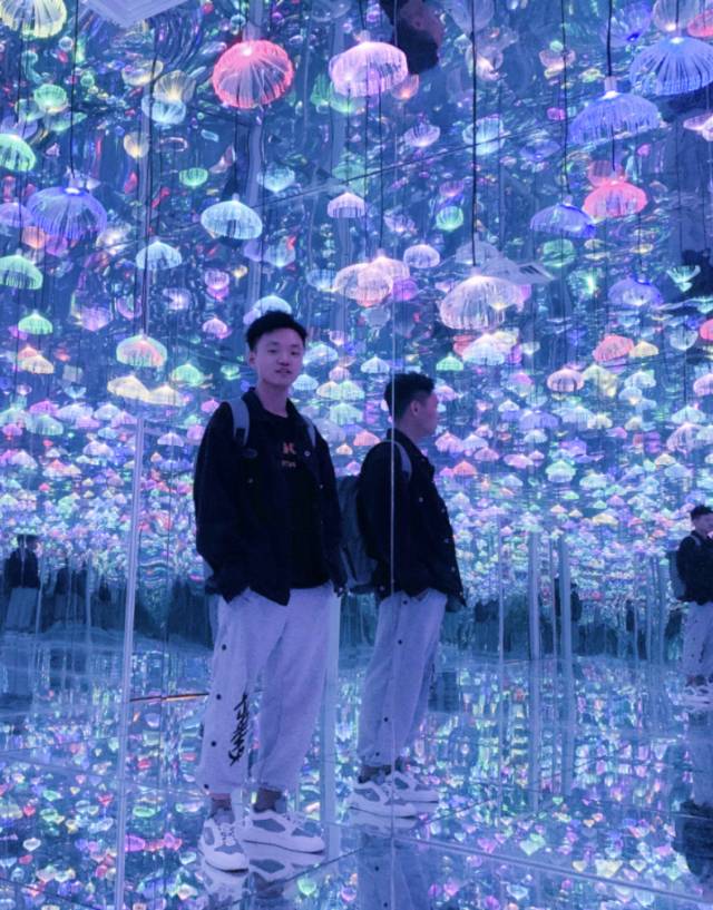 找搭子