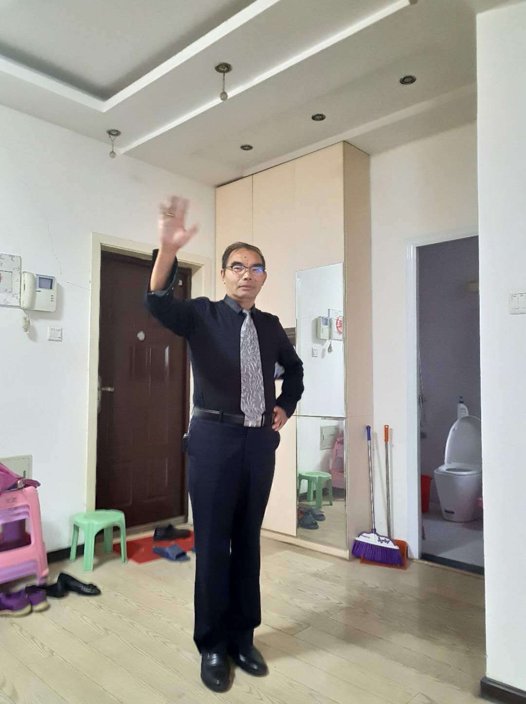 找搭子