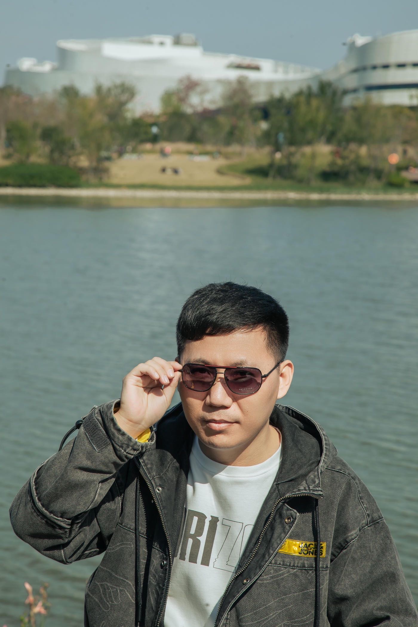 找搭子