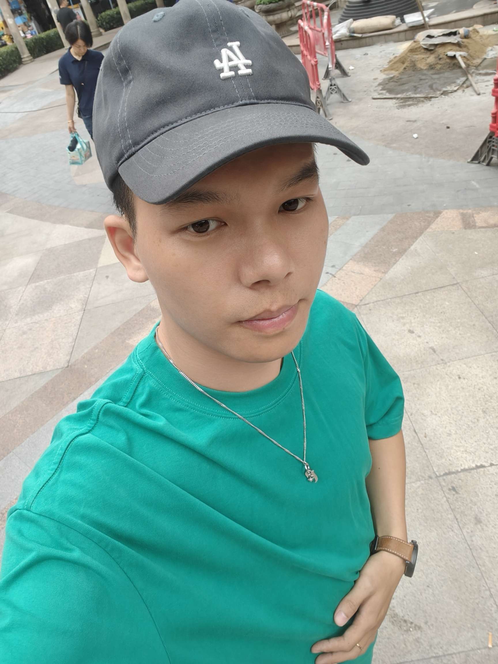 找搭子