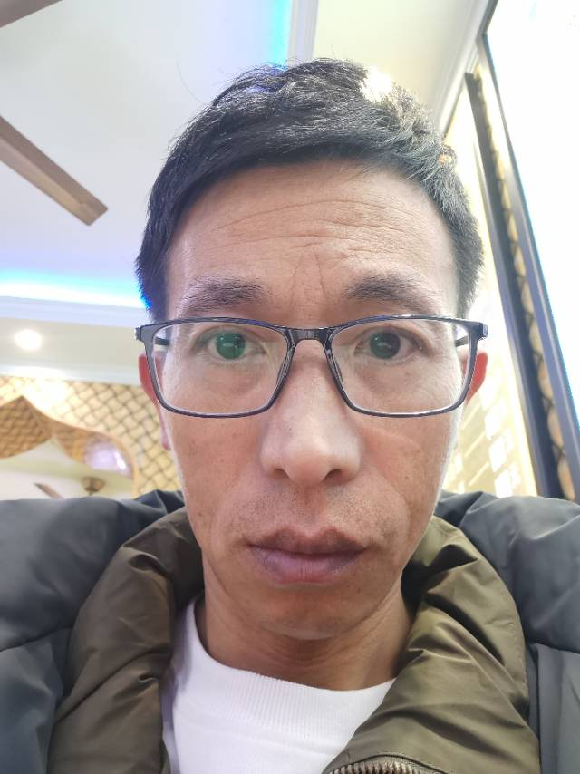 找搭子