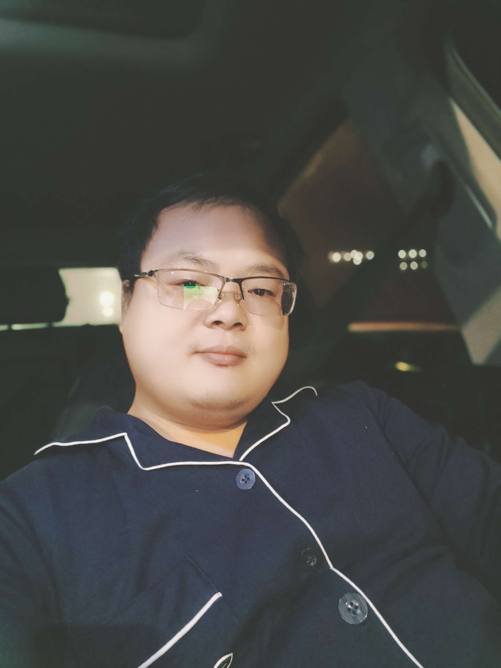 找搭子