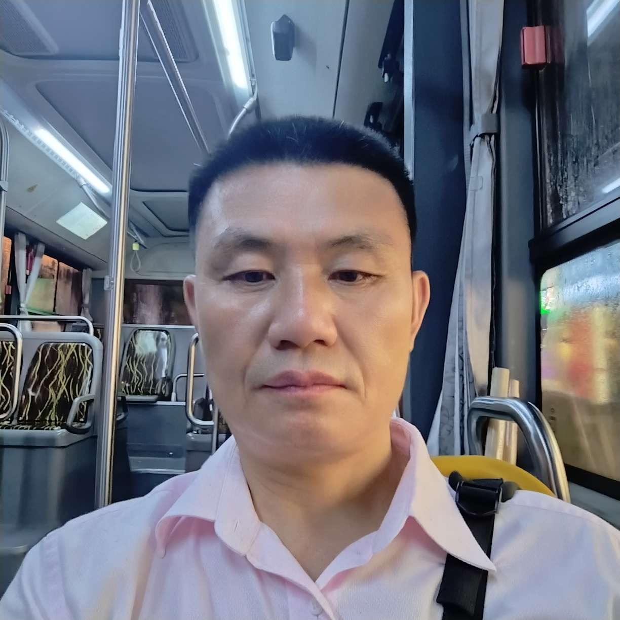 找搭子