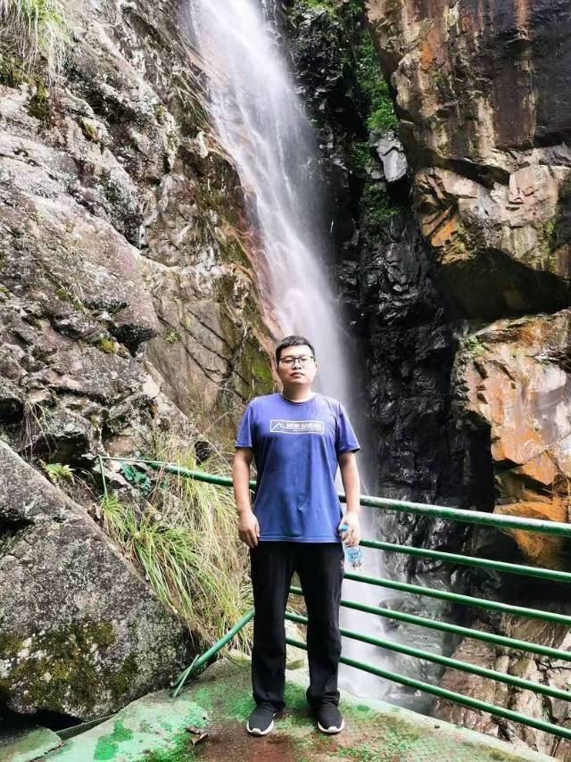 丛丛相亲交友平台