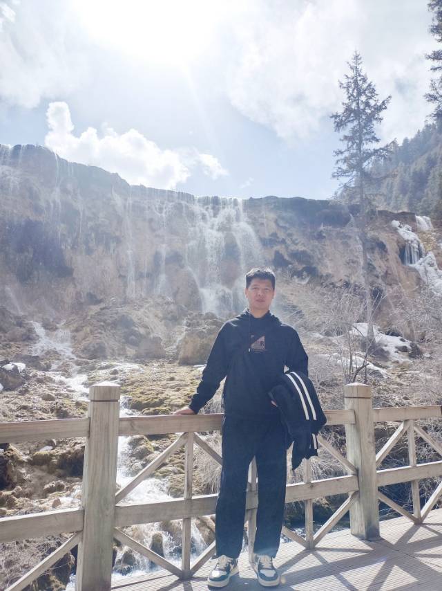 丛丛相亲交友平台