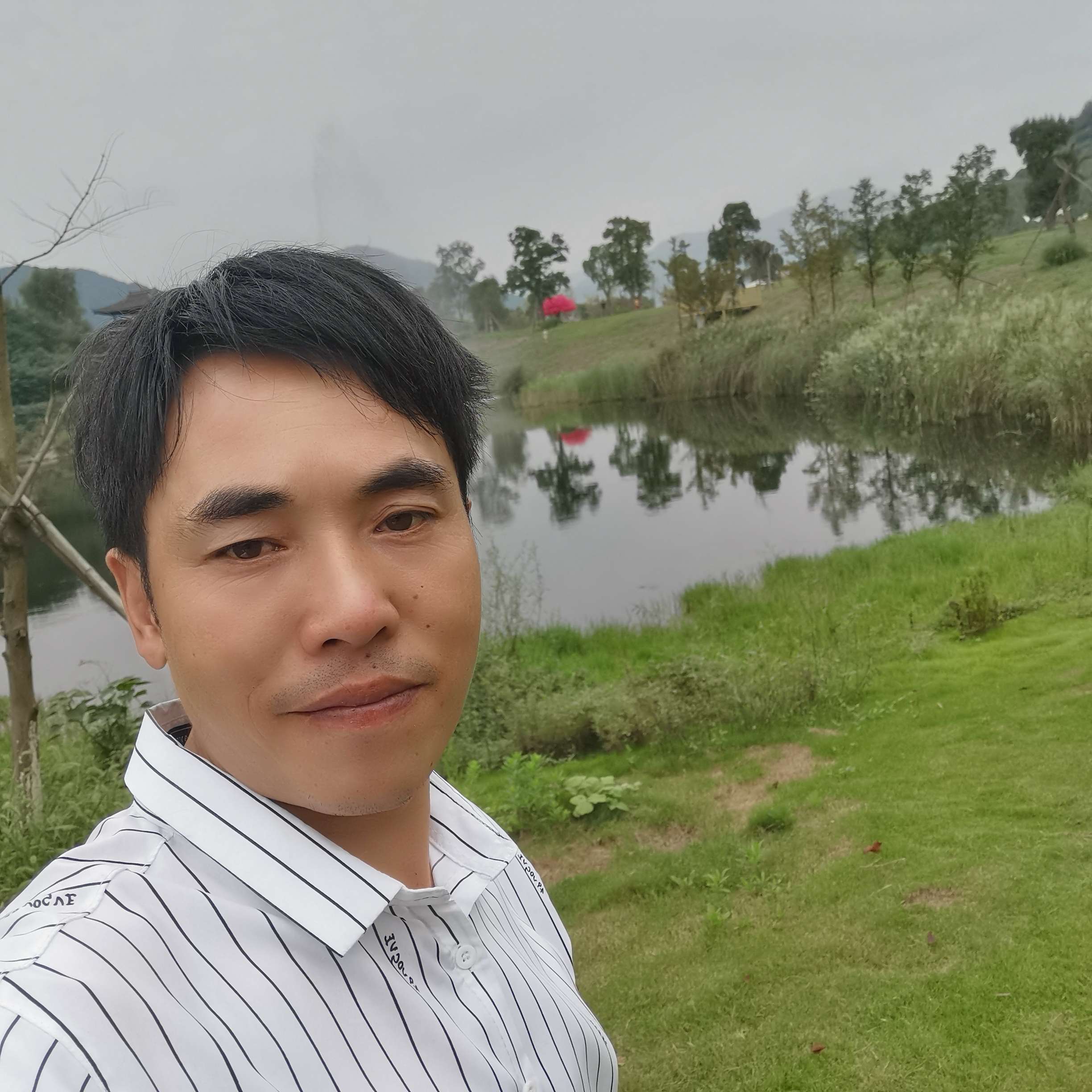 丛丛相亲交友平台