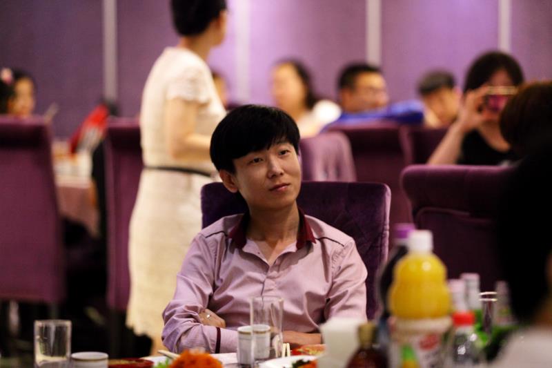 丛丛相亲交友平台