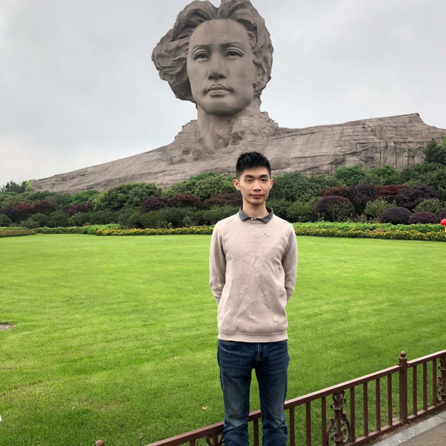 找搭子