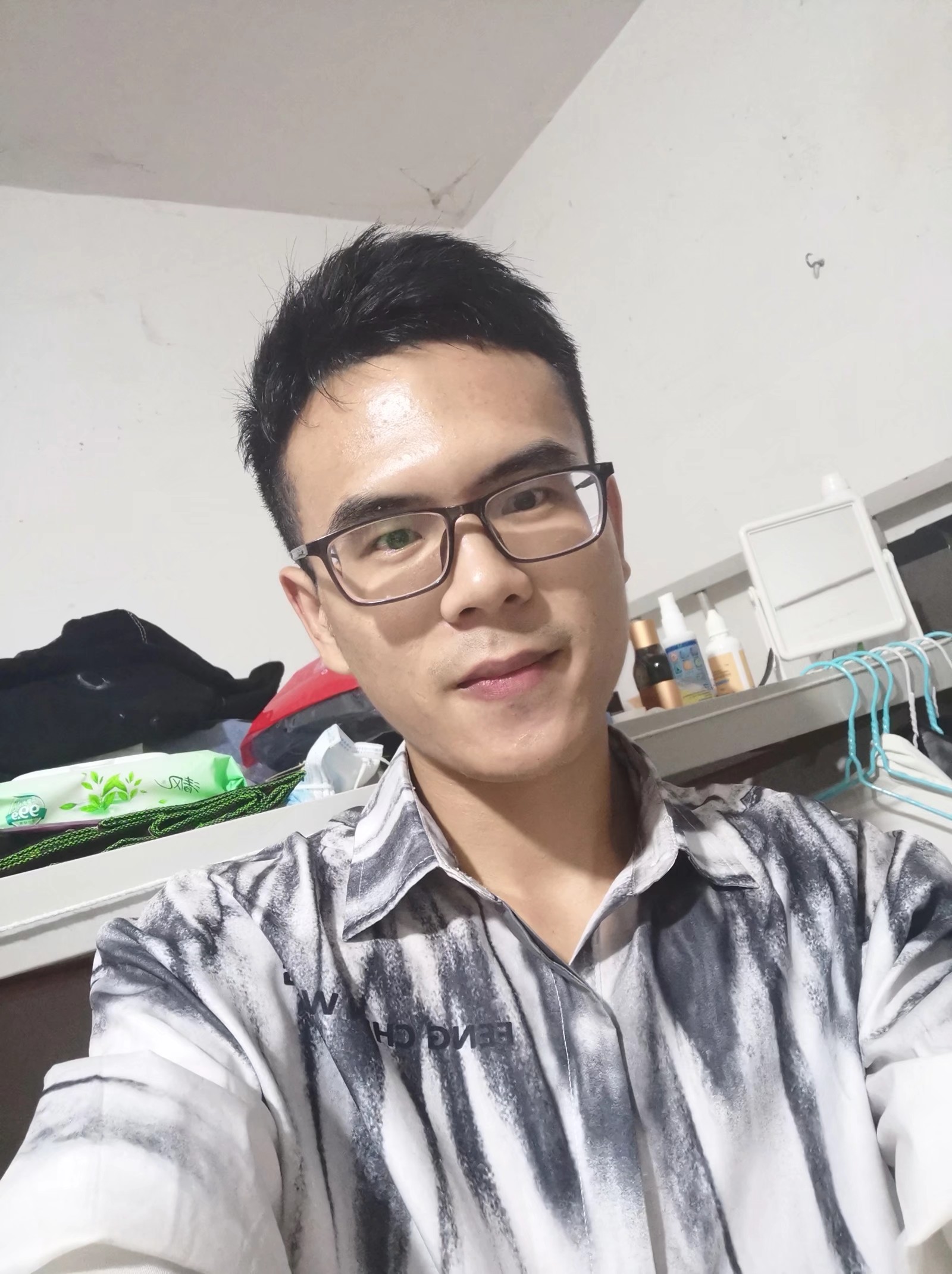 找搭子