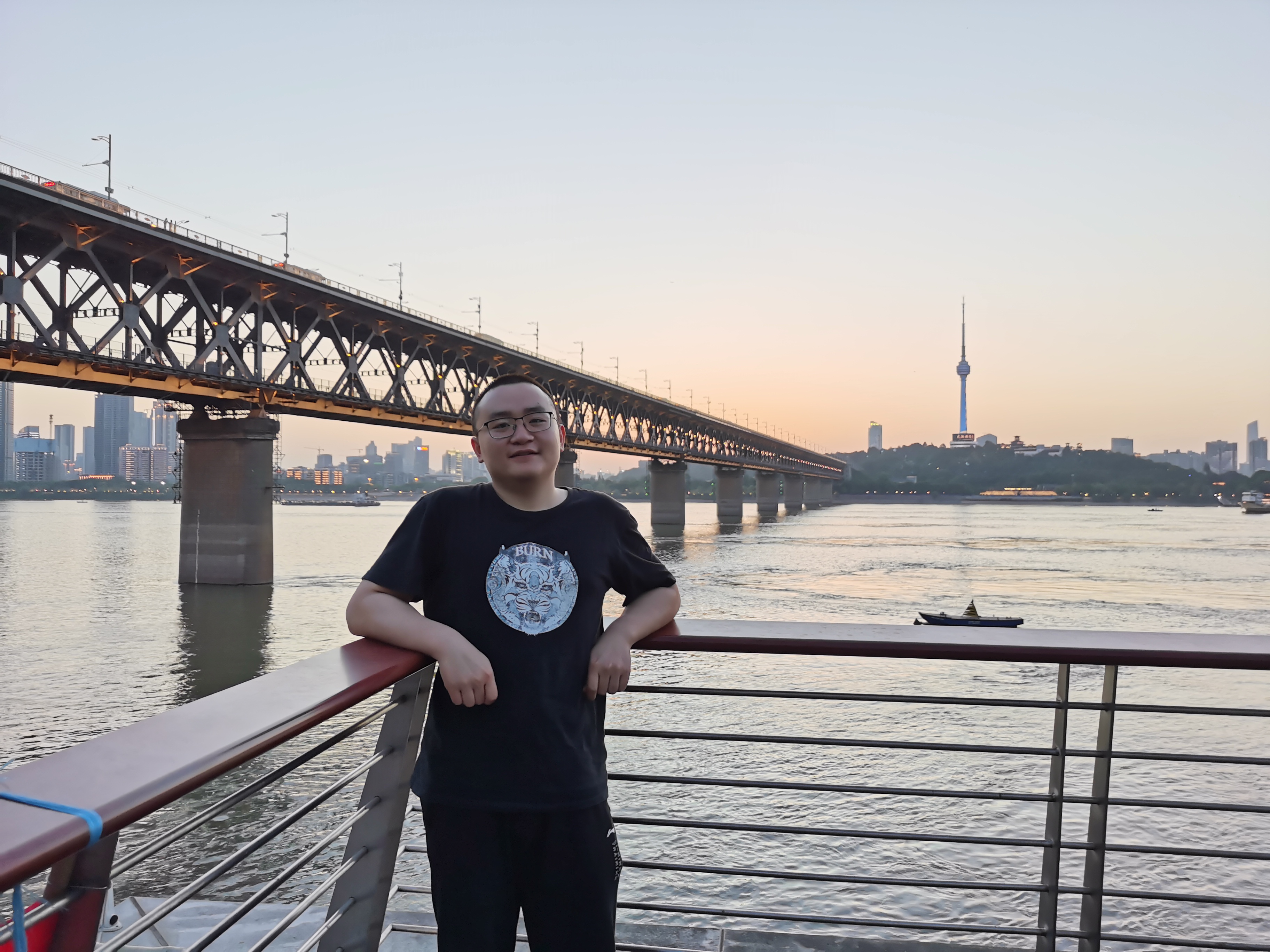 找搭子