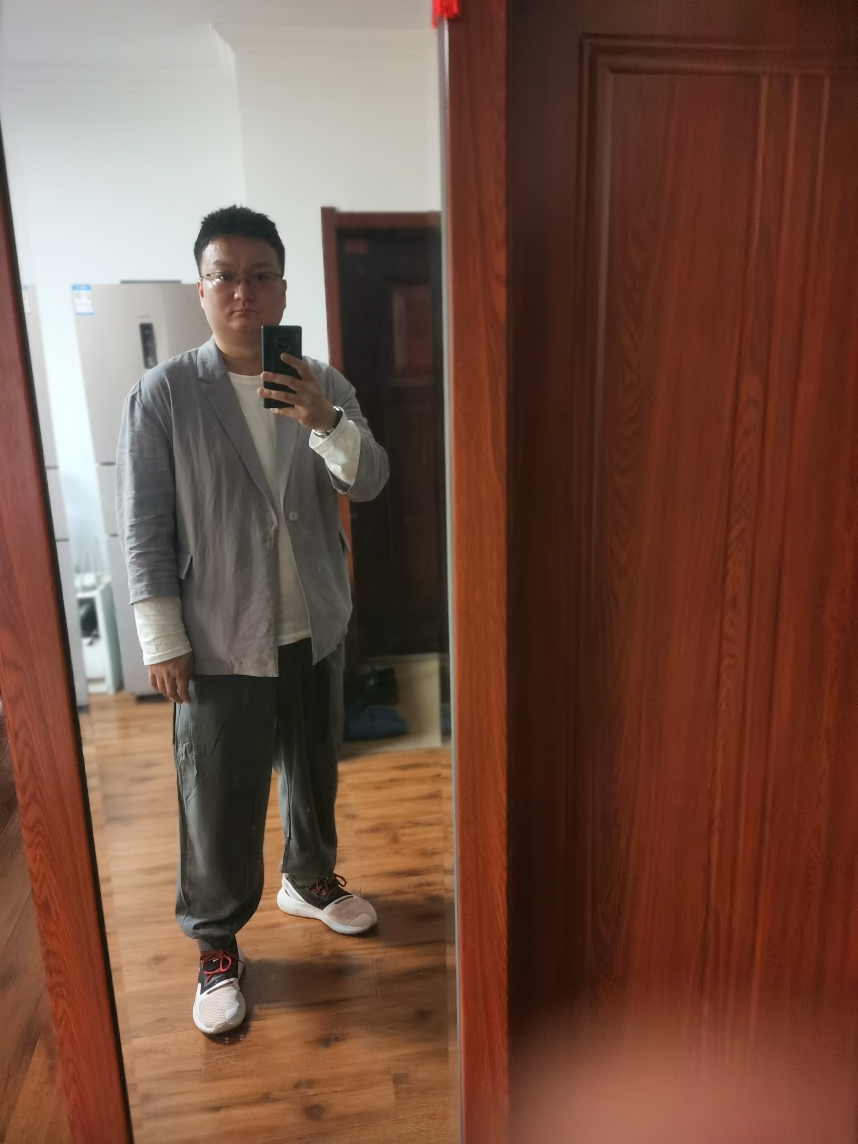 找搭子