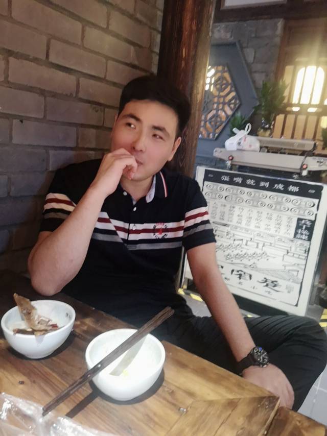 找搭子