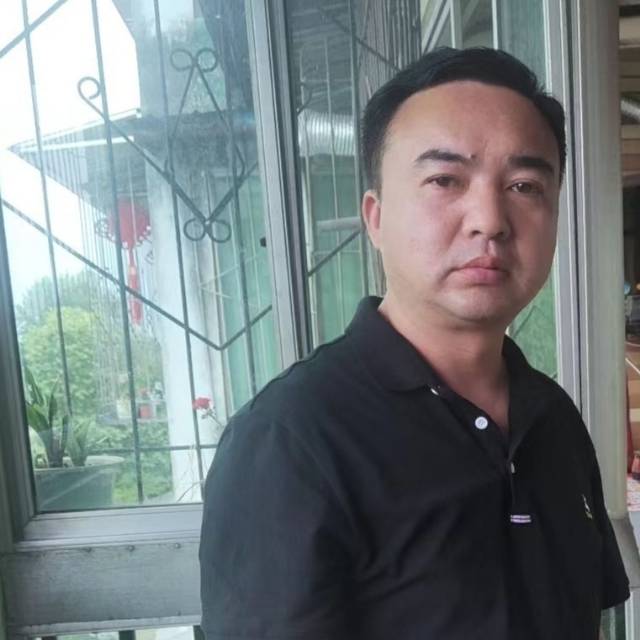 找搭子