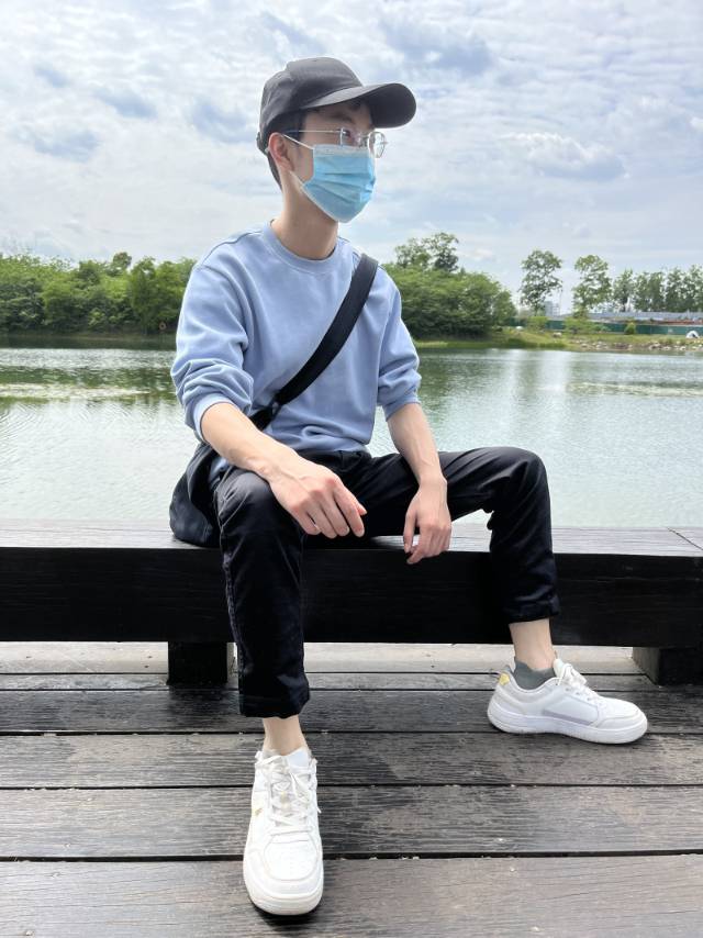 找搭子