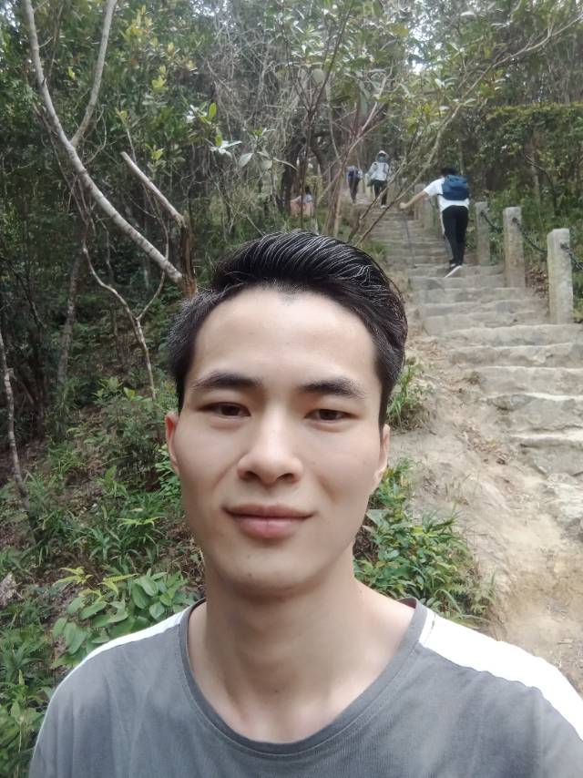 找搭子